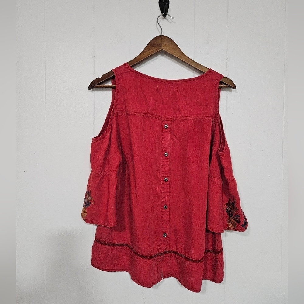Billy T Red Embroidered Cold Shoulder Top - Picture 5 of 7